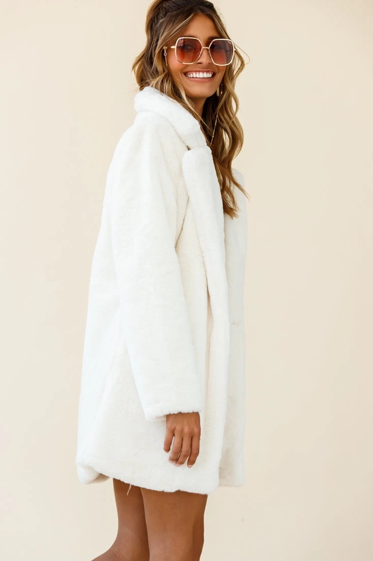 Tahoe Faux Fur Notch Lapel Coat Cream White 3 Tahoe Faux Fur Notch Lapel Coat Cream White - Image 3