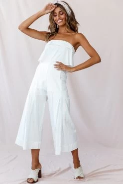 Saturday Layered Bandeau Wide Leg Capri Jumpsuit White -Fashion women's clothing 190123 sl14168 26381b01 white