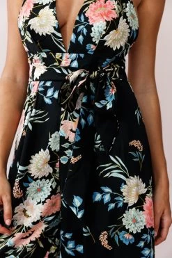 Make Me Halterneck Low Back Jumpsuit Floral Print Black -Fashion women's clothing 190219sl 0999 st2229b black