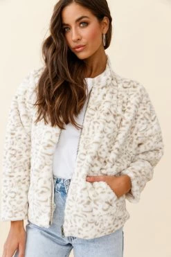 Wyoming Front Pocket Printed Fur Jacket White/Beige -Fashion women's clothing 26649B01 WHITE BEIGE 2