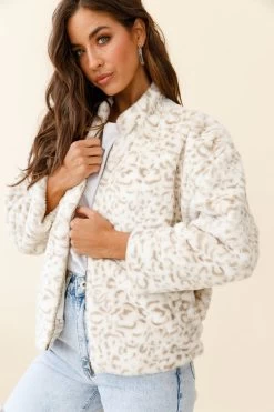 Wyoming Front Pocket Printed Fur Jacket White/Beige -Fashion women's clothing 26649B01 WHITE BEIGE 7