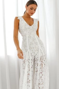 Take Note Laced-Back Frill Shoulder Lace Jumpsuit White 14 Take Note Laced-Back Frill Shoulder Lace Jumpsuit White -Fashion women's clothing 26905D01 WHITE 7