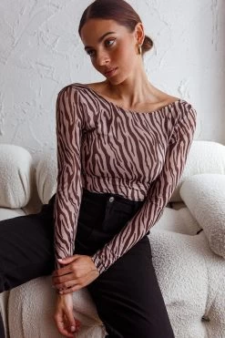 Juni Long Sleeve Low Back Mesh Bodysuit Tiger Print -Fashion women's clothing 27550B TIGER 6