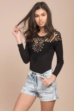 Brittan Crochet Bodysuit Black