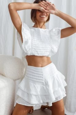 Wild And Free Pintuck Pleat And Layered Ruffle Shorts White 10 Wild And Free Pintuck Pleat And Layered Ruffle Shorts White -Fashion women's clothing 63362D S WHITE 4