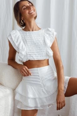 Wild And Free Pintuck Pleat And Layered Ruffle Shorts White 13 Wild And Free Pintuck Pleat And Layered Ruffle Shorts White -Fashion women's clothing 63362D S WHITE 7