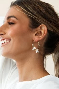 Bijoux Twisted Hoop Earrings Gold 5 Bijoux Twisted Hoop Earrings Gold -Fashion women's clothing ER00016 GOLD 7