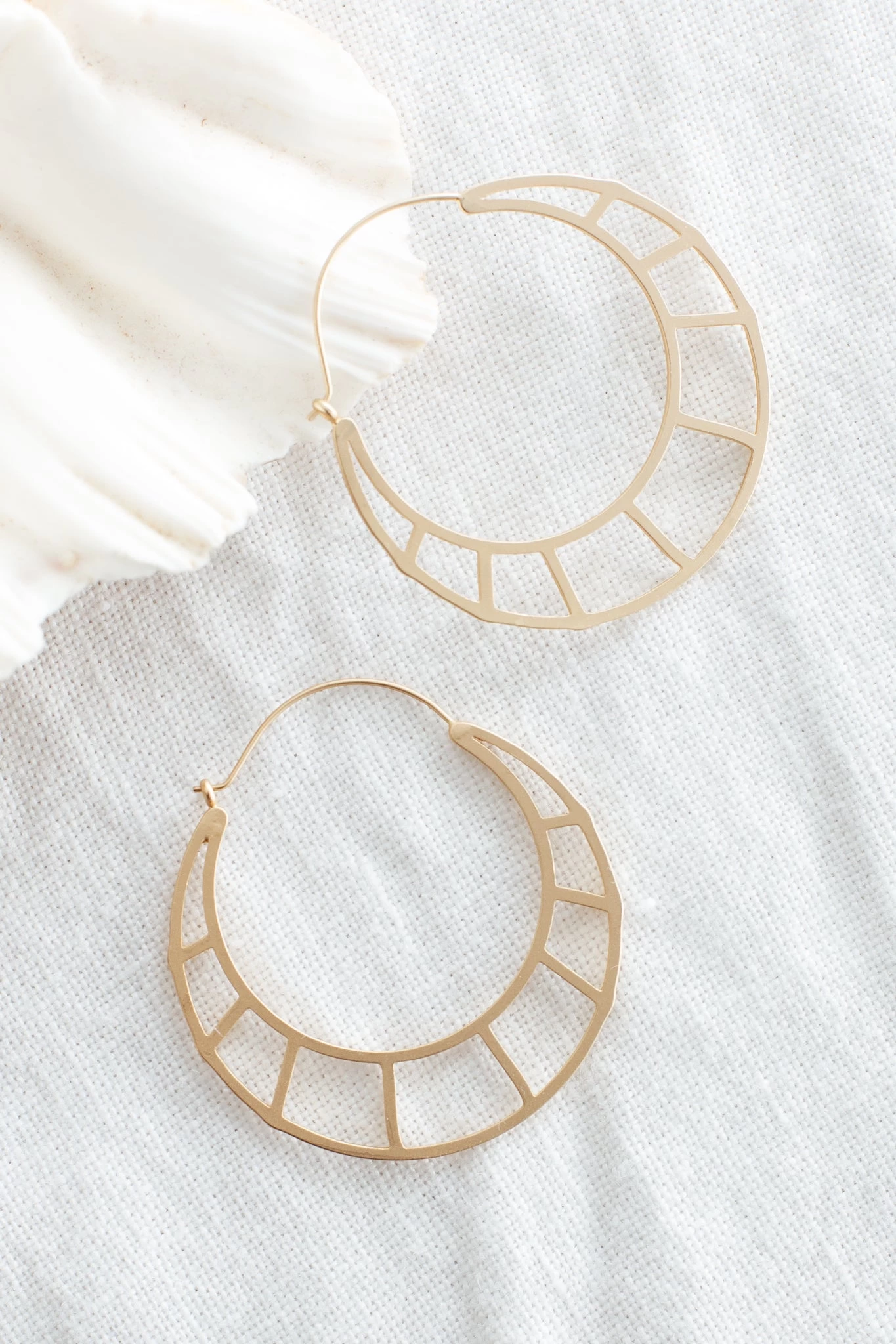 Dinah Hoop Earrings Gold 1 Dinah Hoop Earrings Gold