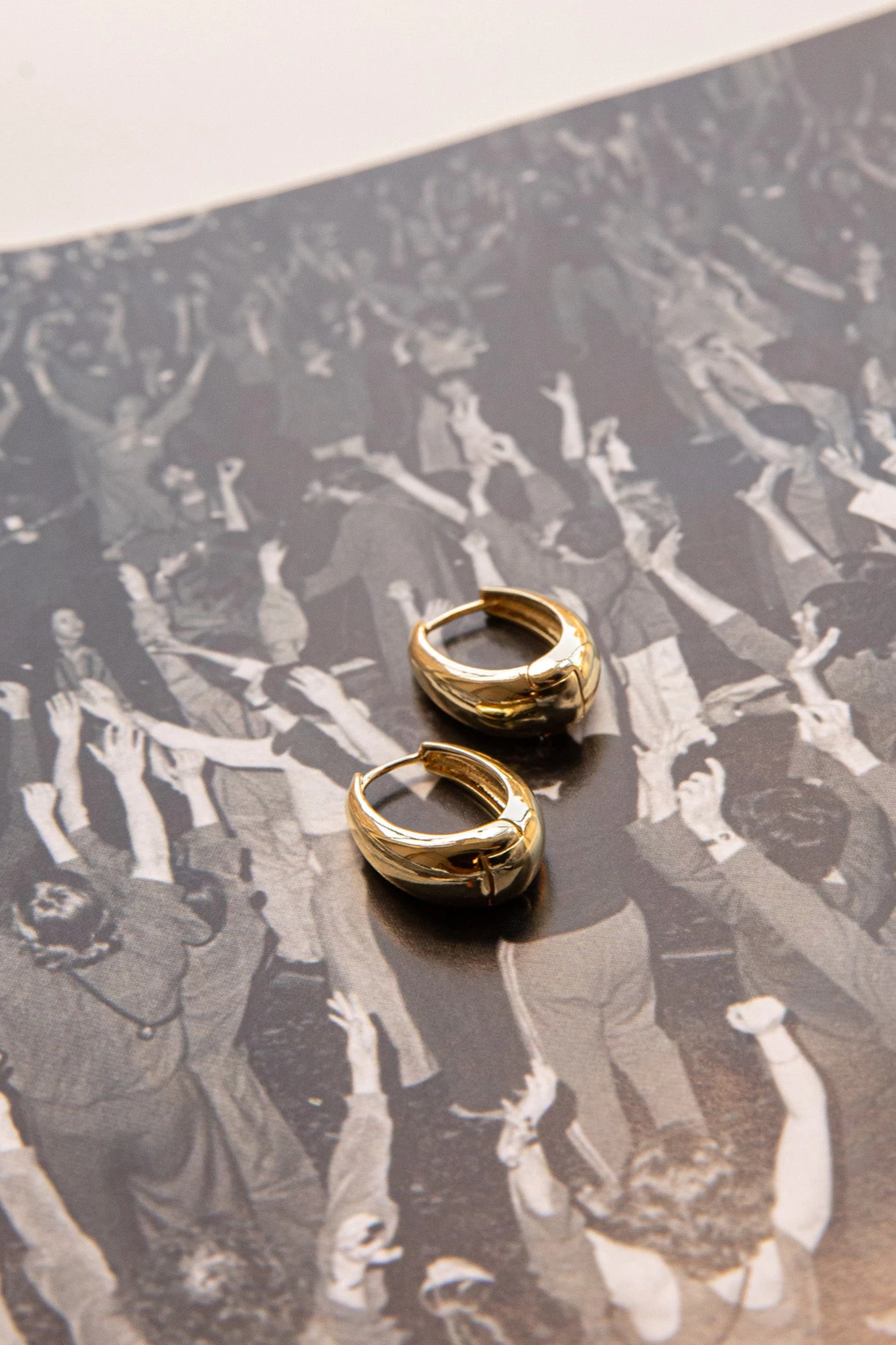 Helena Hoop Earrings Gold 4 Helena Hoop Earrings Gold - Image 4