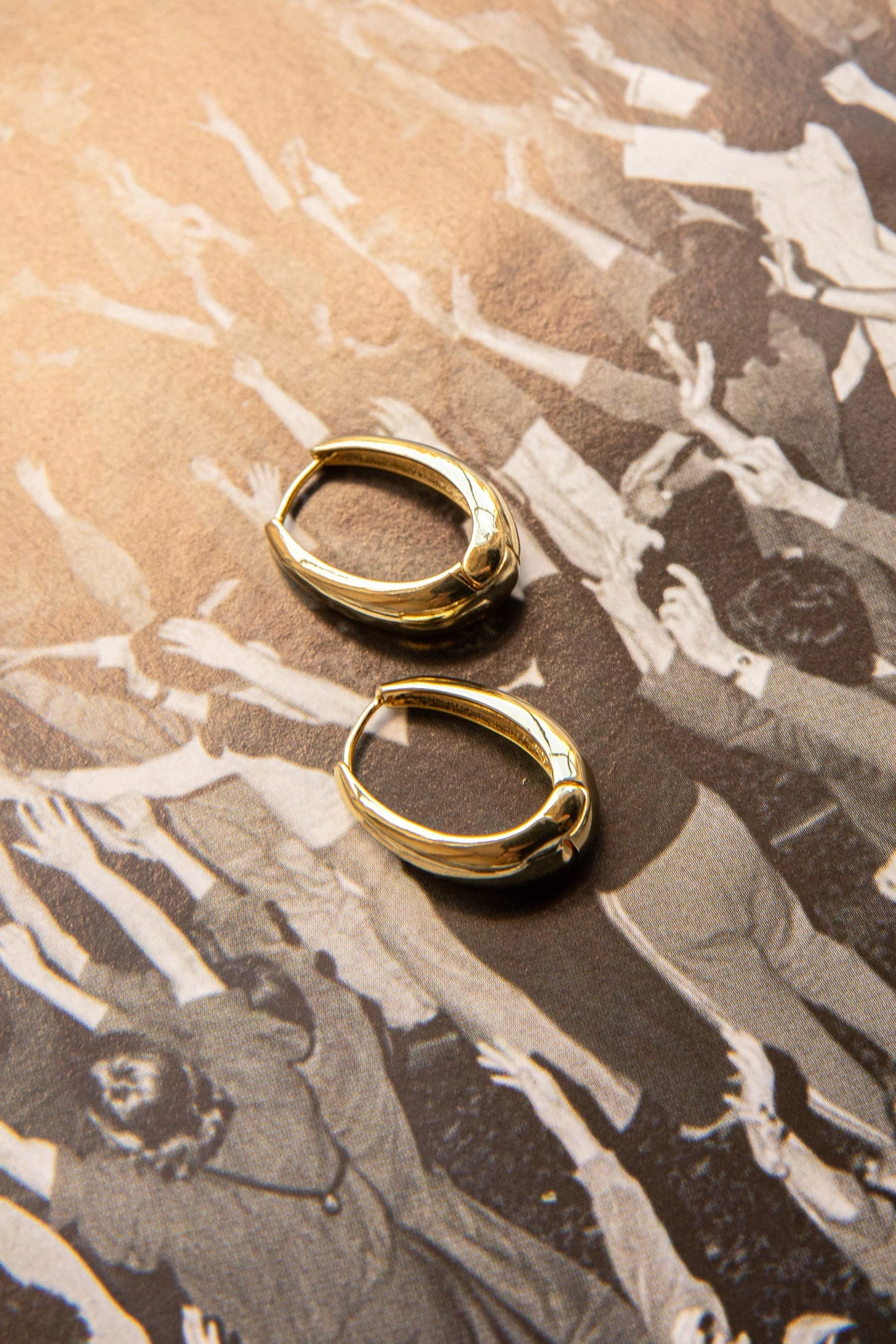 Helena Hoop Earrings Gold 6 Helena Hoop Earrings Gold - Image 6