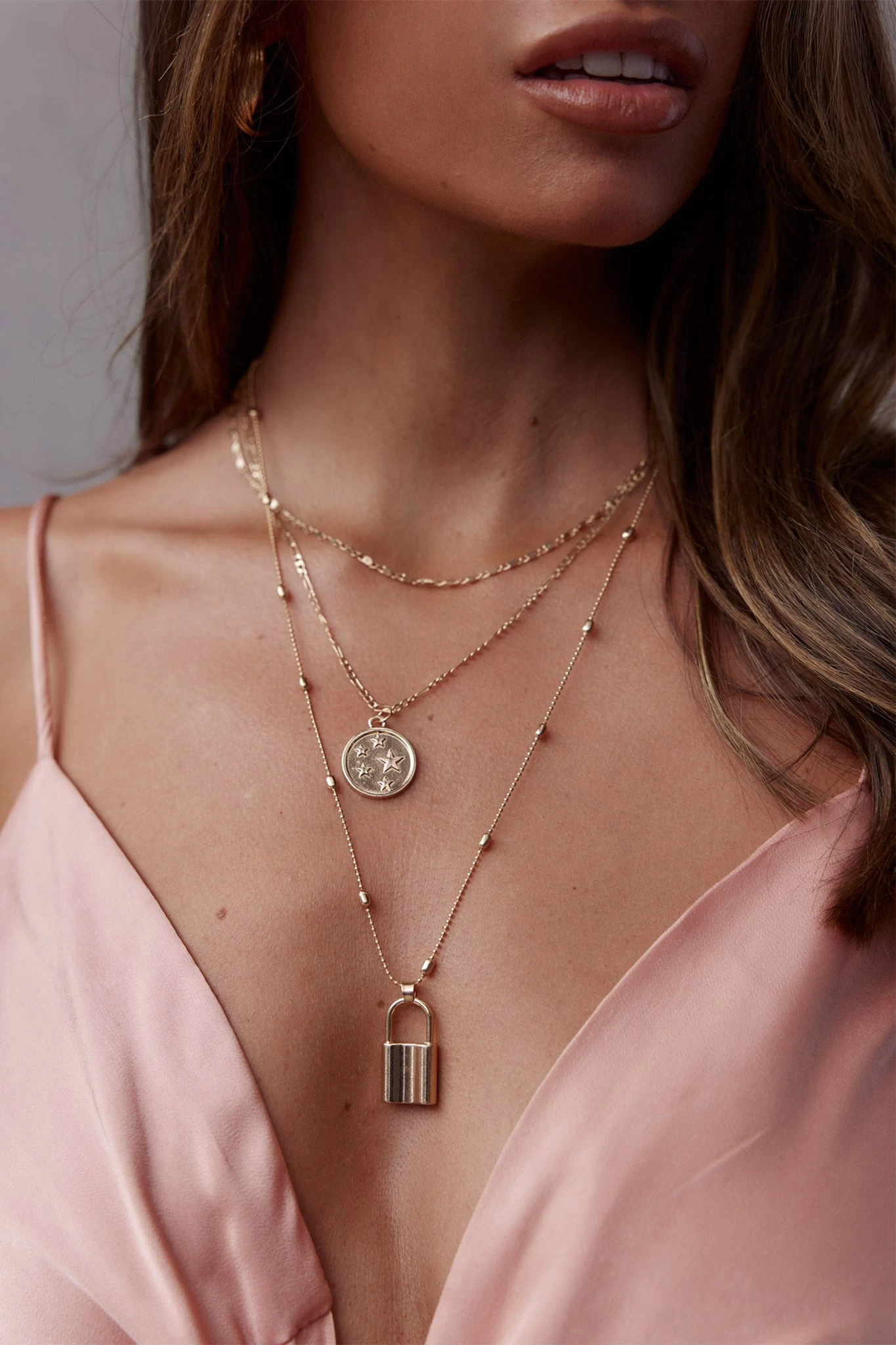 Magic Moment Padlock Pendant Necklace Set Gold 3 Magic Moment Padlock Pendant Necklace Set Gold - Image 3