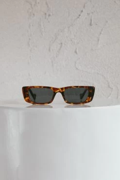 Monica Classic 90's Square Frame Sunglasses Tort 10 Monica Classic 90's Square Frame Sunglasses Tort -Fashion women's clothing SG004TORT 4