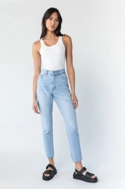 Dr. Denim Dr Denim Nora Jeans Light Blue Jay 28 Dr. Denim Dr Denim Nora Jeans Light Blue Jay -Fashion women's clothing SLDD002LIGHTBLUEJAY 2 526f9667 f9c2 4c47 847c 6a886572d253