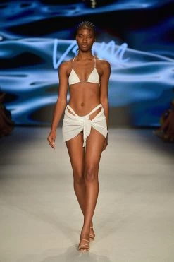 VDM Tula Bianco Reversible Top -Fashion women's clothing SLVDM05 T 20BIANCO 4