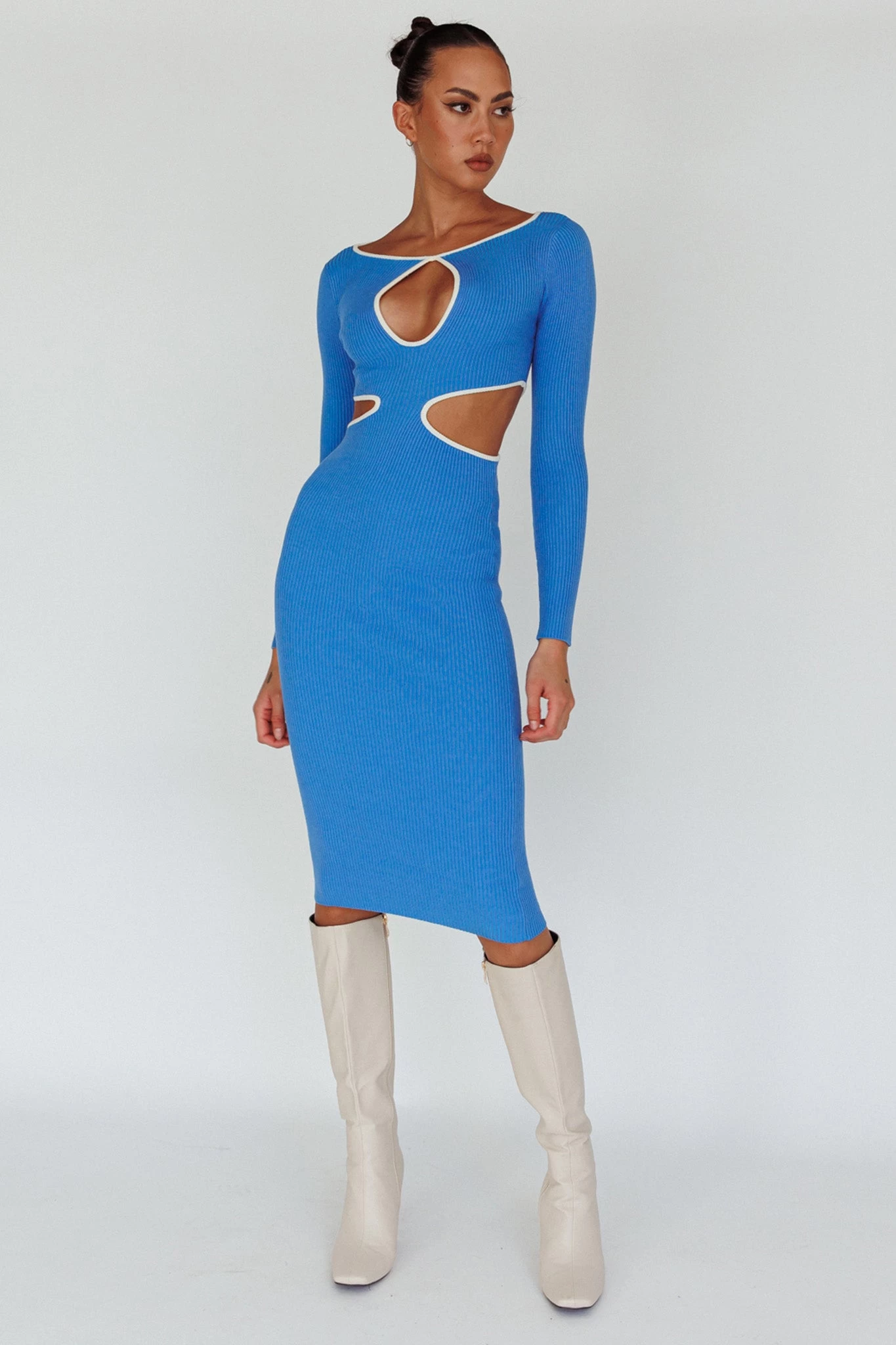 Jovie Keyhole Knit Midi Dress Blue 3 Jovie Keyhole Knit Midi Dress Blue - Image 3