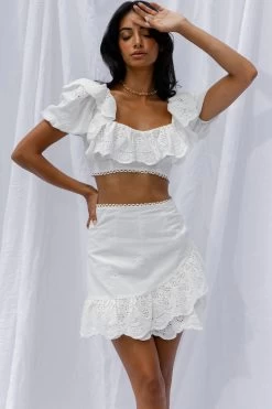 New Moon Ruffle Trim Puff Sleeve Eyelet Crop Top White -Fashion women's clothing SR0155J T 20WHITE 4
