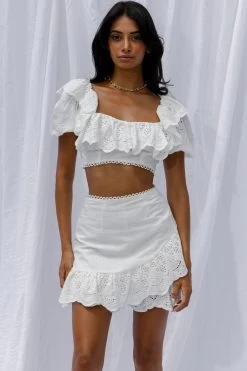 New Moon Ruffle Trim Puff Sleeve Eyelet Crop Top White -Fashion women's clothing SR0155J T 20WHITE 8