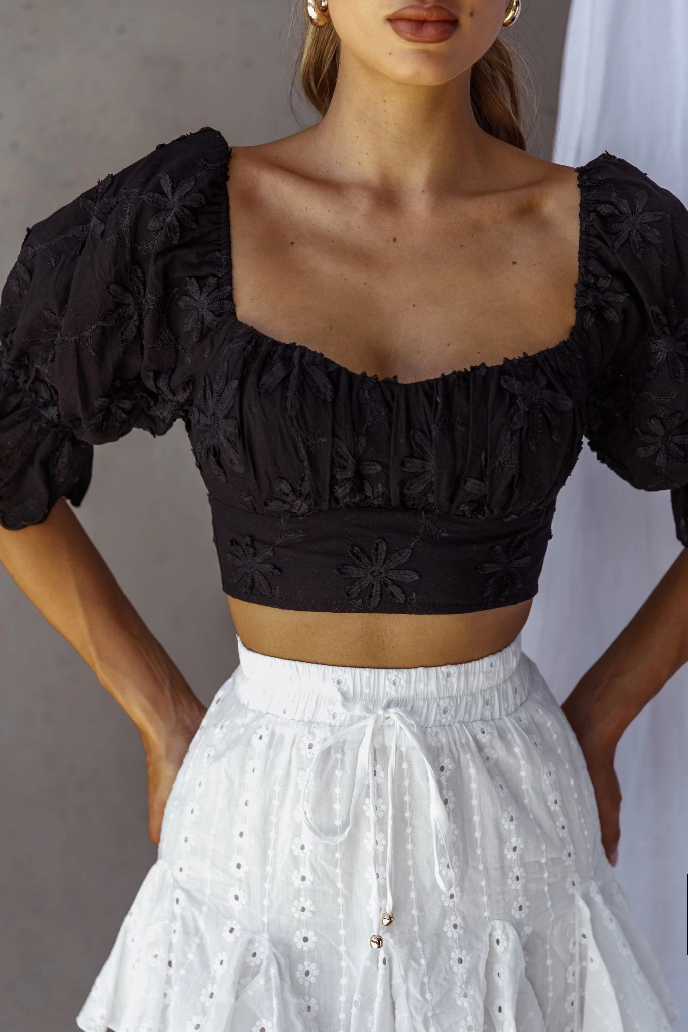 Passing By Tied Back Crop Top Black 4 Passing By Tied Back Crop Top Black - Image 4