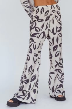 Just A Hunch Pants Leaf Print Beige -Fashion women's clothing ST3641D03 B 20BEIGE 4